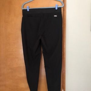 NWOT- Figs Zamora medium black joggers